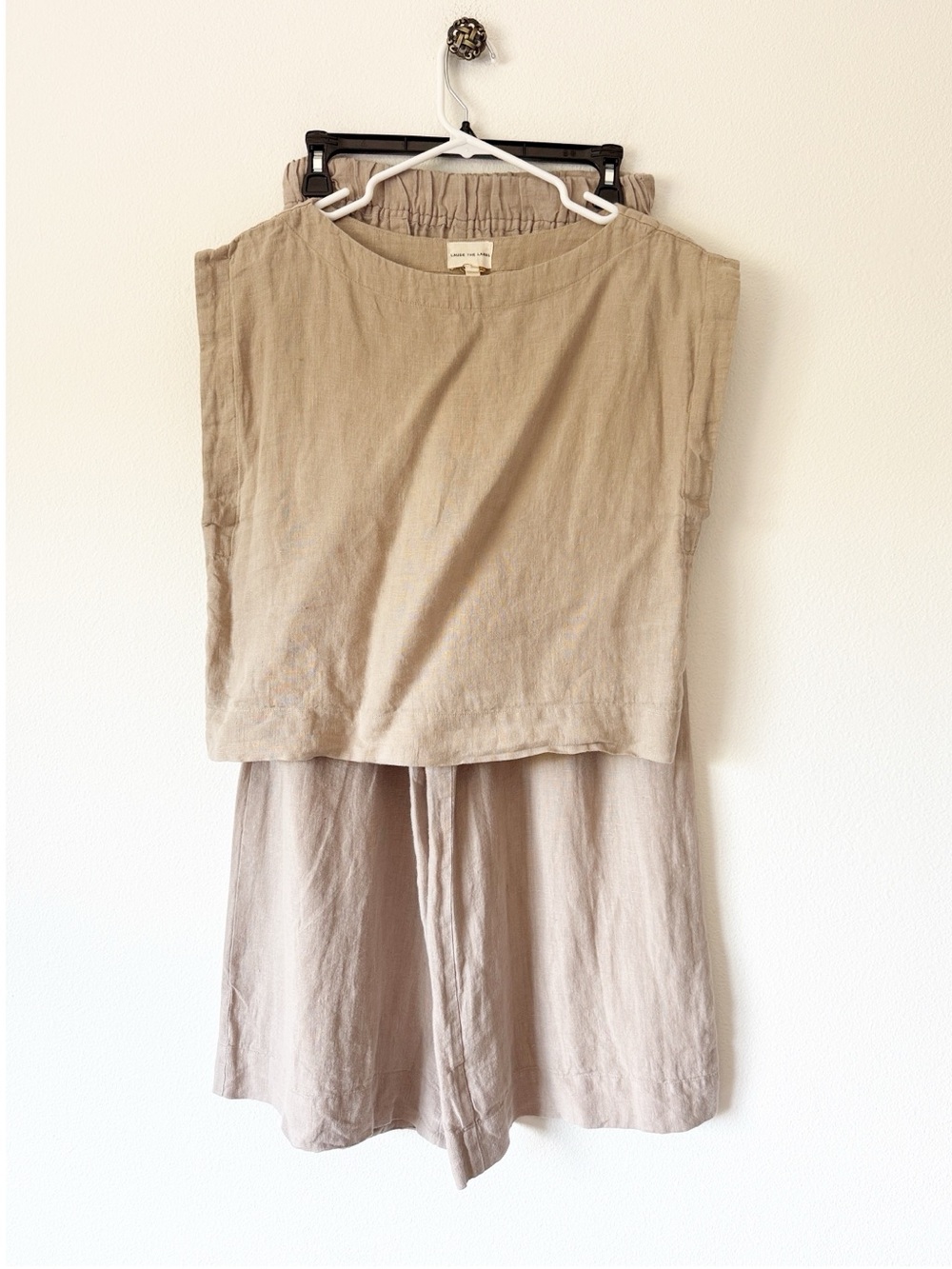 Laude the Label Tank and Pant set Linen - Picture 16 of 16